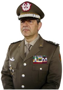 Gen. B. Emanuele Sblendorio, C.te del CME "Puglia"