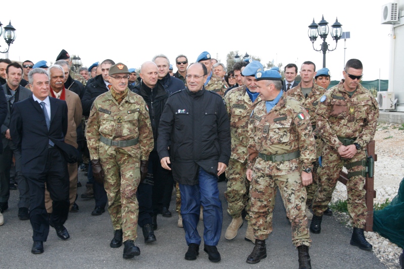 Libano/ Schifani. Il Senatore visita i militari&nbsp;italiani