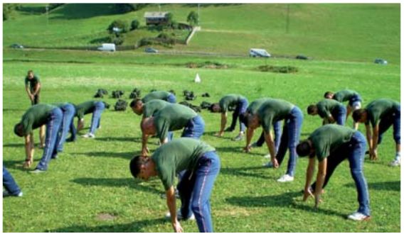 Vivi le Forze Armate/ Esercito. L’opportunità per indossare l’uniforme militare.