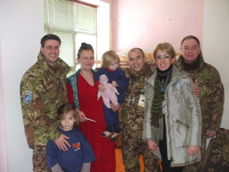 Kosovo/ Solidarietà. Il Contingente italiano consegna 1000€ dell’Associazione “Il Sipario” di Spezzano&nbsp;Albanese