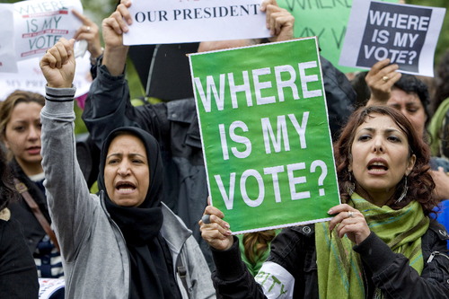 Iran/ Blogger condannati a morte: Ministro Terzi&nbsp;“inaccettabile”