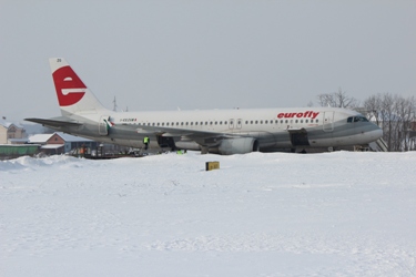 Kosovo/ Maltempo. Le abbondanti nevicate non fermano l’operatività dell’Aeroporto AMIKo
