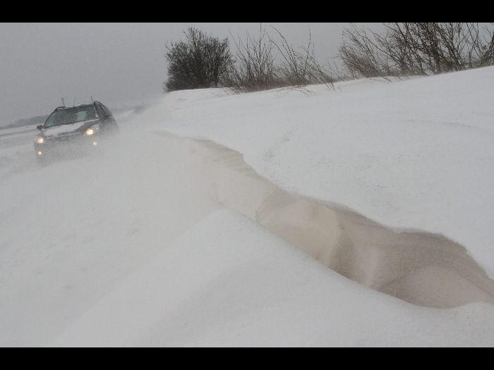 Kosovo e Serbia/ Comune destino. Colpiti dal gelo assassino: “E’ la neve abbondante che uccide innocenti e travolge&nbsp;case”