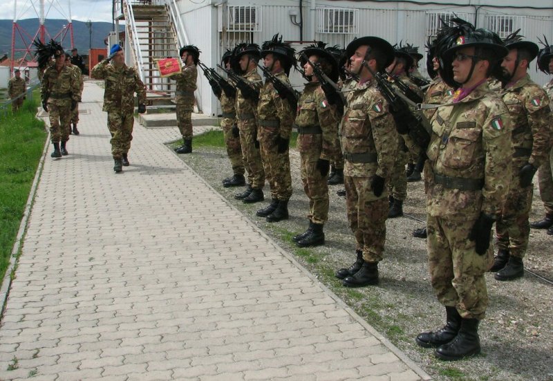 Kosovo/ COMFOTER. Il Comandante delle Forze Operative Terrestri in visita al Contingente&nbsp;italiano