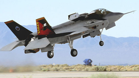 Marina Militare/ F-35B, con decollo corto e atterraggio&nbsp;verticale.