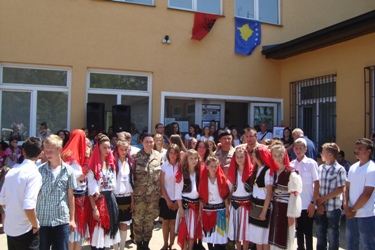 Kosovo/ Solidarietà del Multinational Battle Group West ai bambini di Trestenik –&nbsp;Pec.