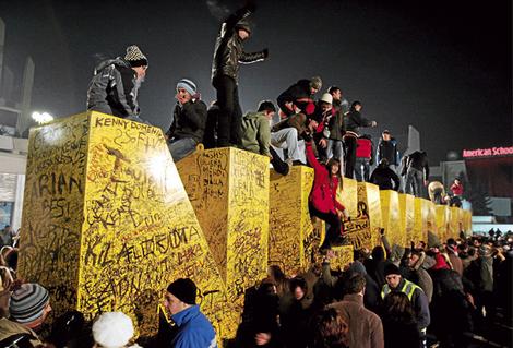 Kosovo/ Do you like Kosovo? Dribbling between marigold and&nbsp;rifles.