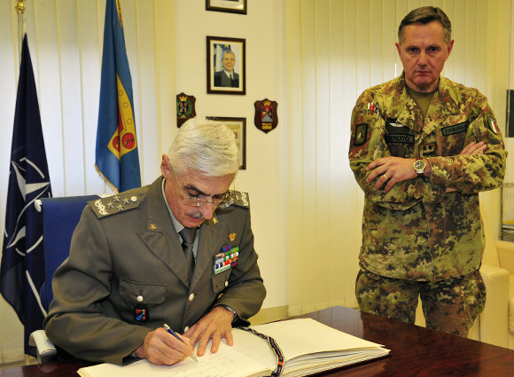 Roma/ SMD. Il Generale Abrate in visita al Comando interforze per le Operazioni delle Forze&nbsp;Speciali