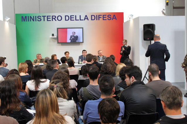 Torino/ Libri. Salone Internazionale del Libro: allo stand della Difesa si parla di “Prospettive di&nbsp;Genere”