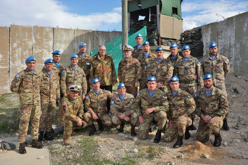 Libano del Sud/ Shama. Il Ministro della Difesa in visita al contingente italiano in&nbsp;Libano