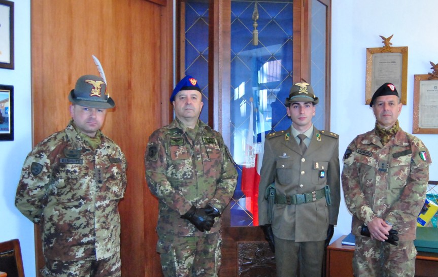 Trento/ COMFOTER. Il Generale Bernardini in visita al 2° Reggimento&nbsp;Artiglieria