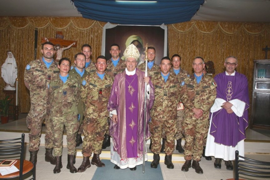 Libano/ Shama. Il Nunzio Apostolico in Libano in visita al Contingente&nbsp;Italiano