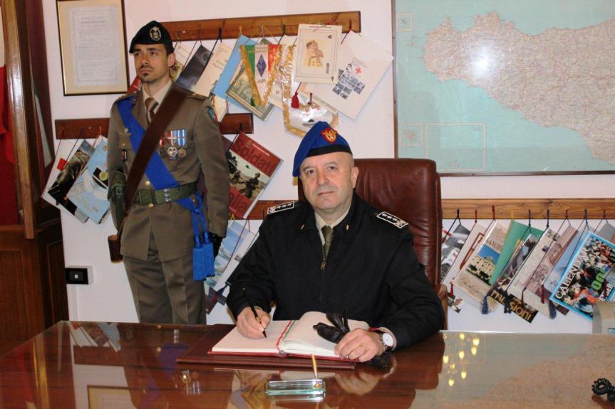 Palermo/ Caserma “Euclide TURBA”. Il Comandante COMFOTER visita il 46° Reggimento&nbsp;Trasmissioni