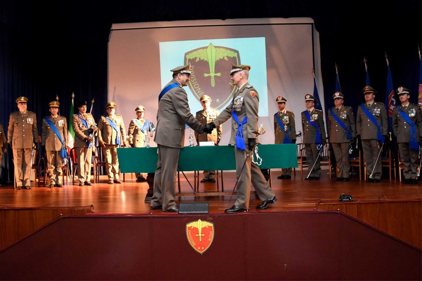 San Giorgio a Cremano/ Cambio alla Divisione “Acqui. Il Gen. D. Vittiglio cede l’incarico di Comandante al Gen. D.&nbsp;Polli