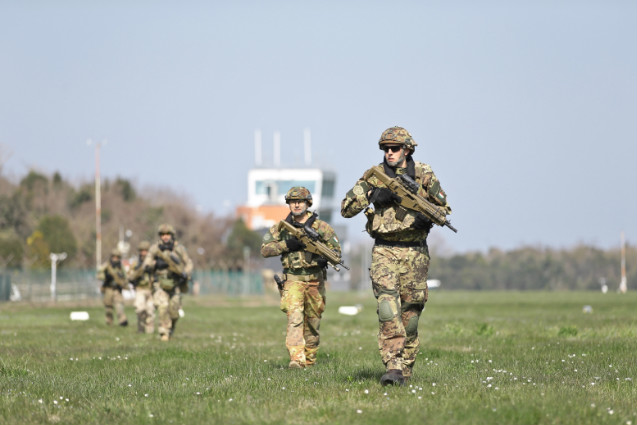 VENEZIA/ ESERCITAZIONE INTERFORZE ED INTERAGENZIA PER L’EVACUAZIONE DI PERSONALE CIVILE DA AREE DI&nbsp;CRISI