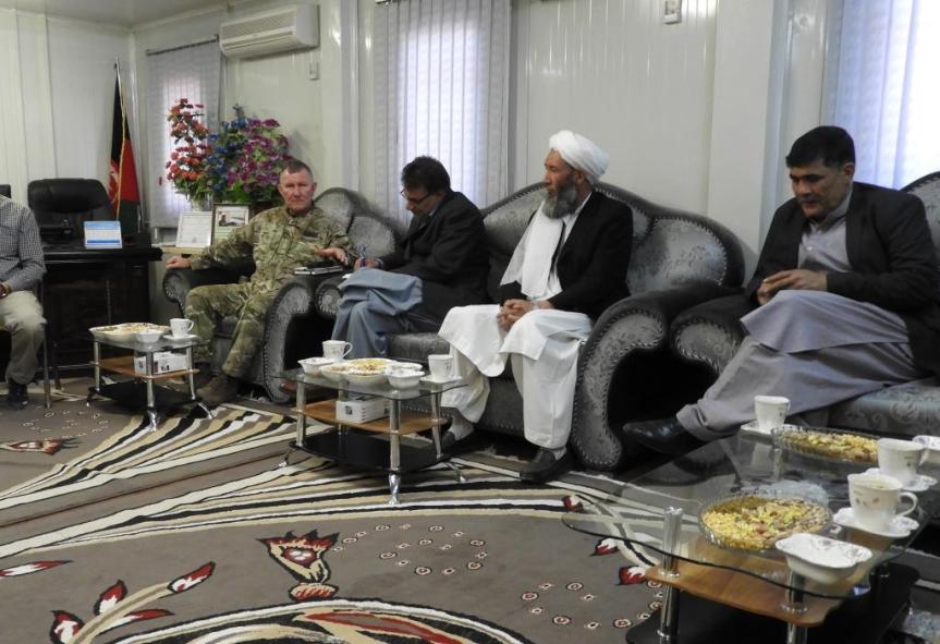 Afghanistan/  Badghis. La “Pinerolo” e il Generale inglese Cripwell al Meeting per la&nbsp;sicurezza