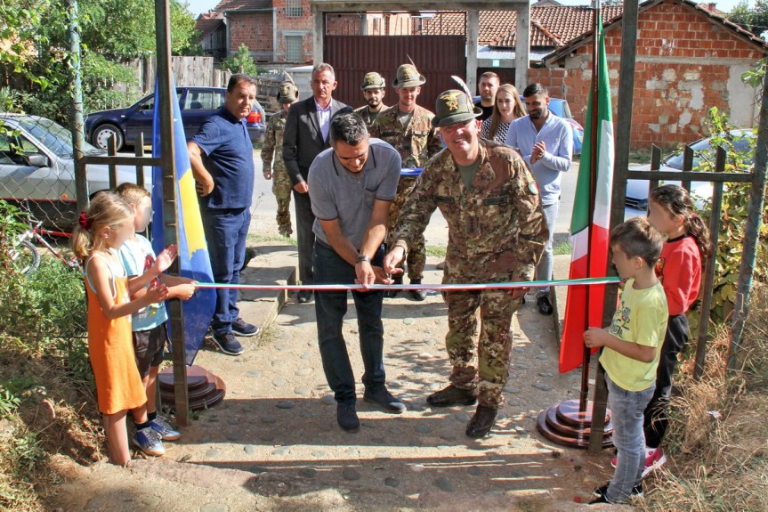 Kosovo/ CIMIC. A Decani uno spazio libero per far giocare i bambini più&nbsp;piccoli