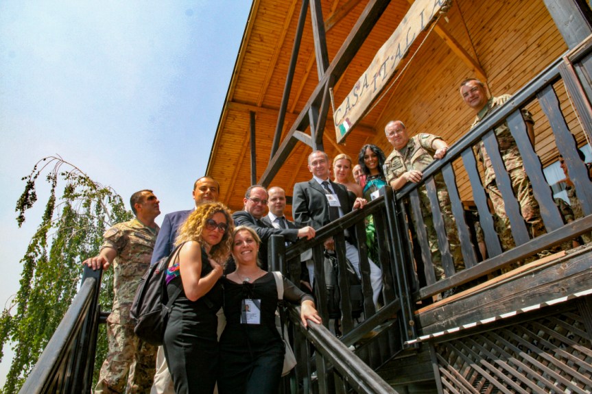 L’Editoriale/ Un milione di grazie, ma leggi, ritorna, diffondi e se puoi, anzi cortesemente, guarda e compra da noi e dalle nostre pubblicità. Ci aiuterai a superare la&nbsp;crisi.