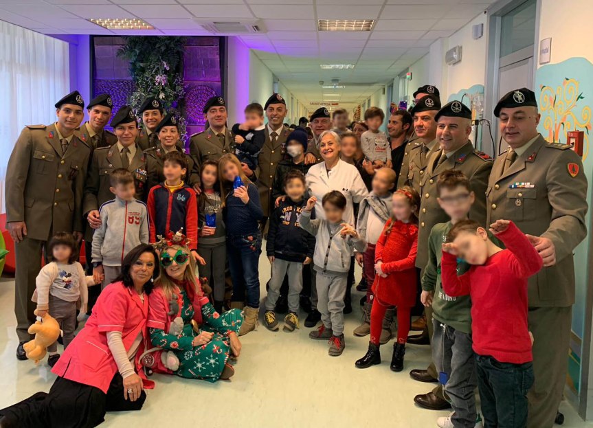 Lecce/ Pinerolo. Sorrisi, l’Esercito lo regala  all’Ospedale “Vito&nbsp;Fazzi”