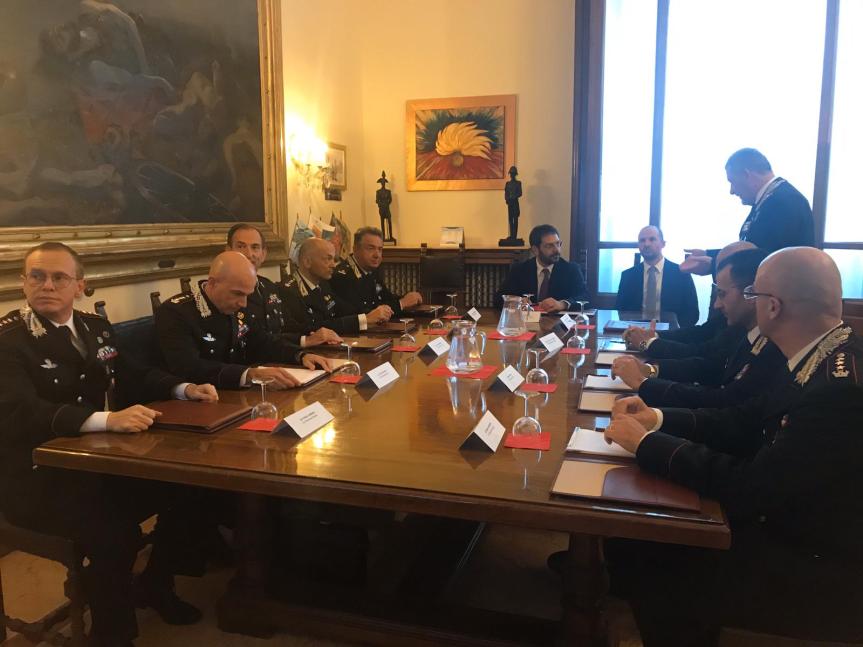 Bari/ Brigata Pinerolo. Sottosegretario Tofalo visita i reparti&nbsp;territoriali